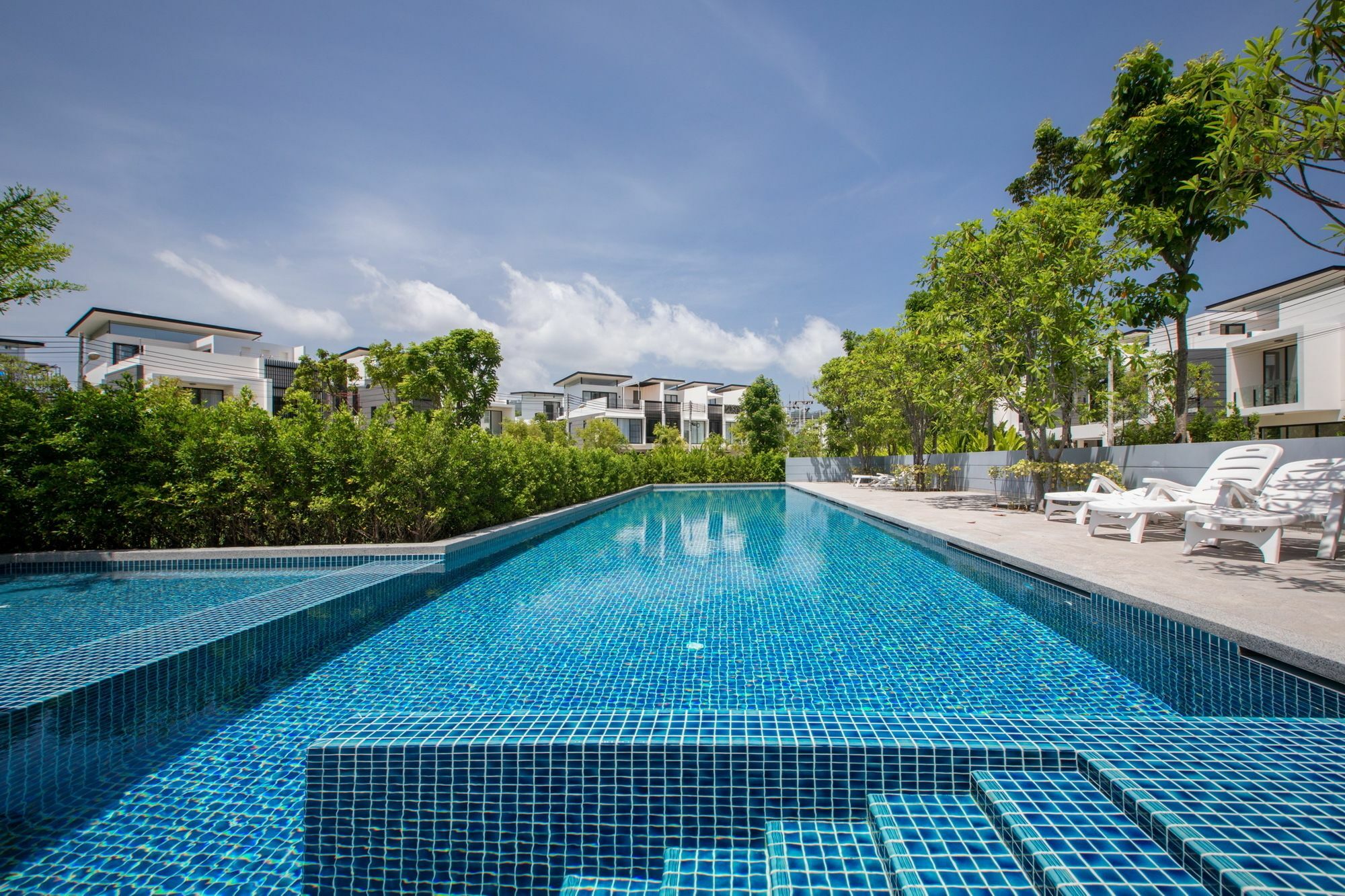 Laguna Townhome Bangtao Phuket Bagian luar foto